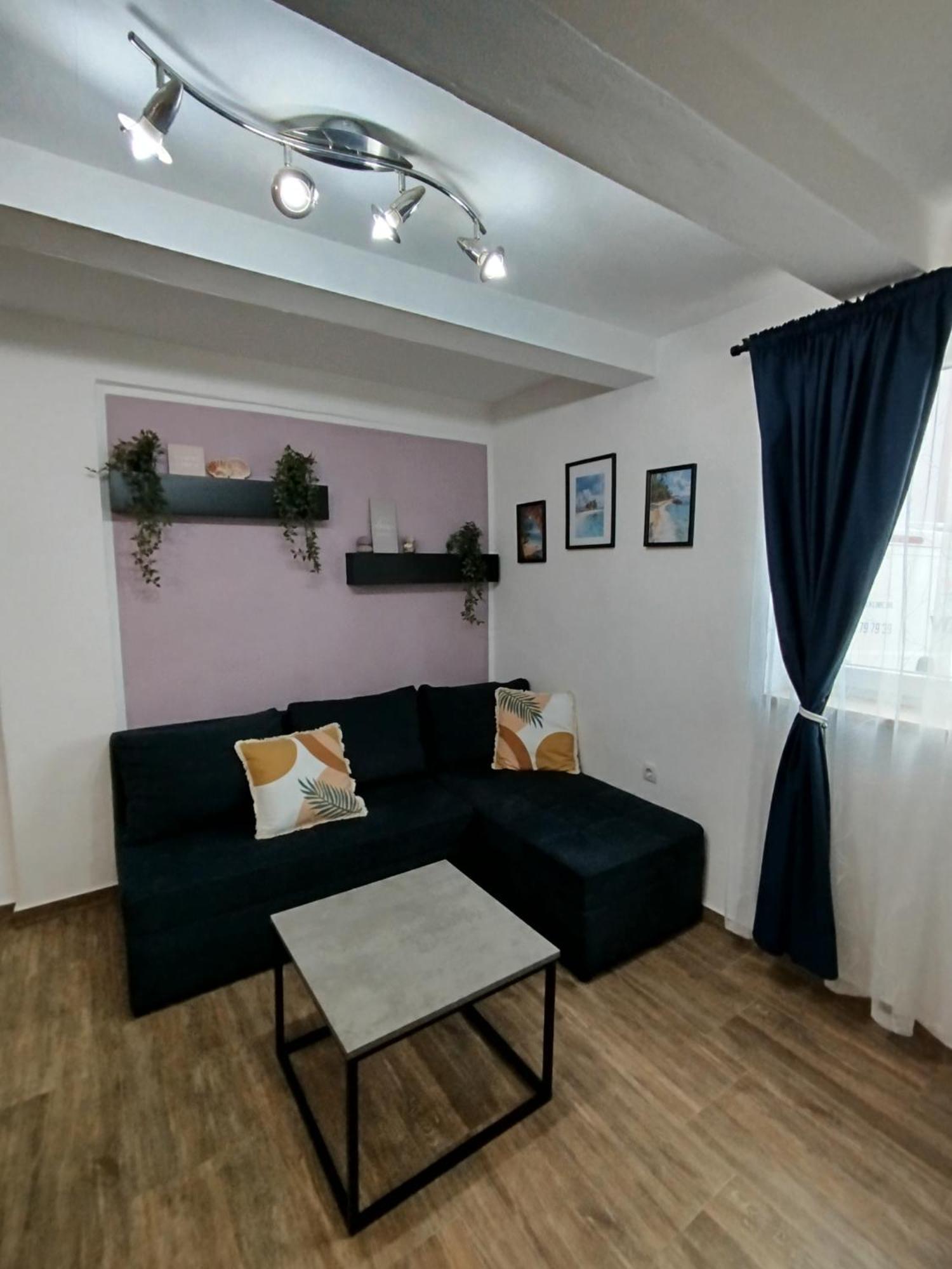Apartment Jazbina Πούλα Εξωτερικό φωτογραφία